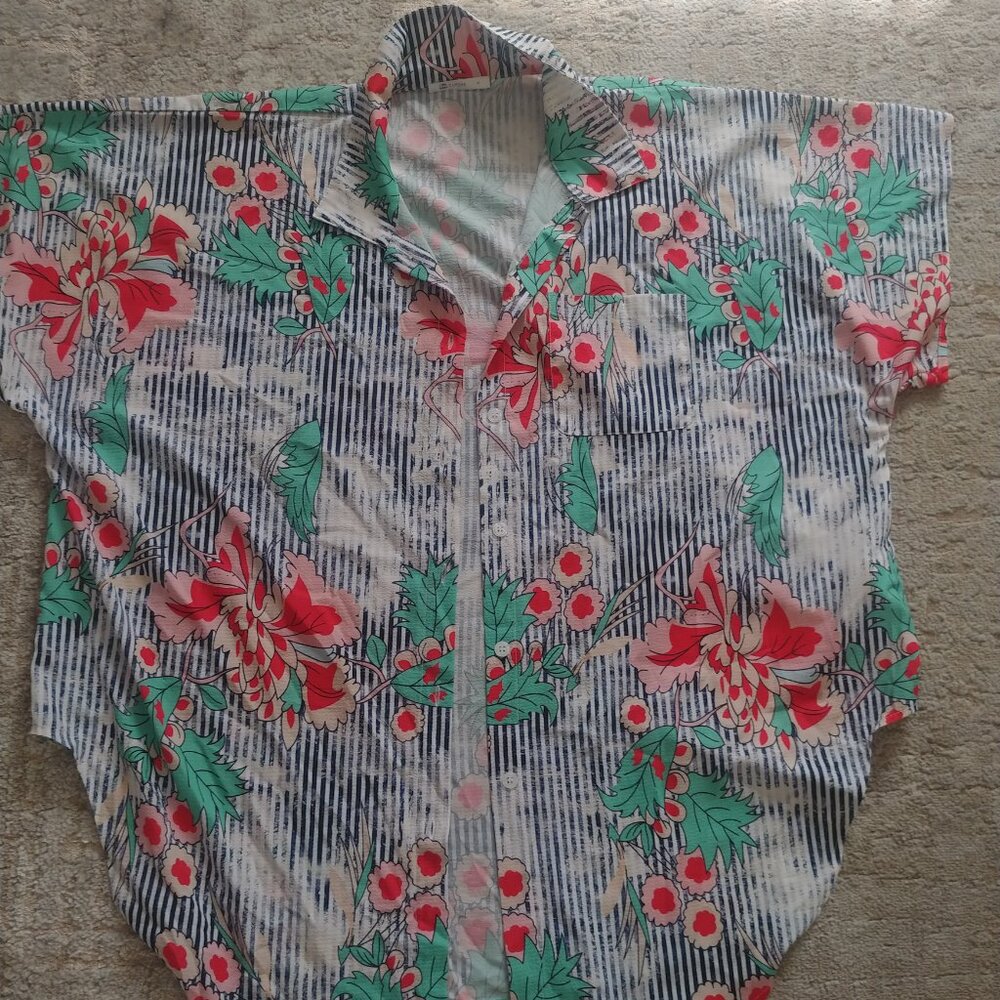 Cupshe short-sleeved cover-up size Small